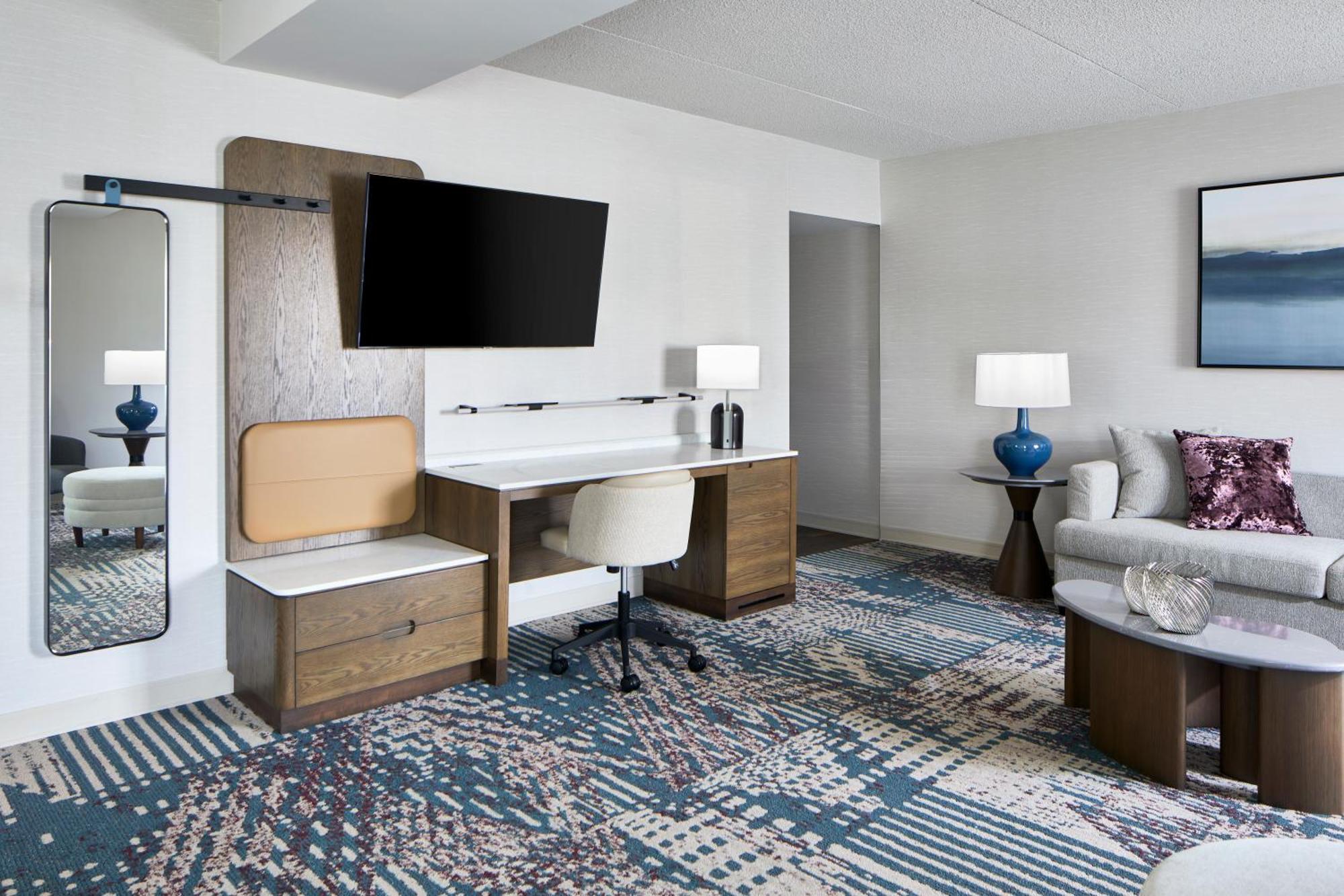 Delta Hotels By Marriott Толедо Экстерьер фото